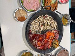 -憨铁匠老火锅(龙岗万科里店)