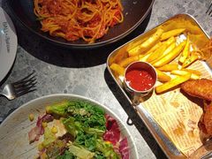 -芭莉与彩虹西餐厅(成都合生汇店)