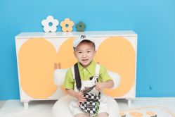 -小熊维尼高端儿童摄影(宝安旗舰店)
