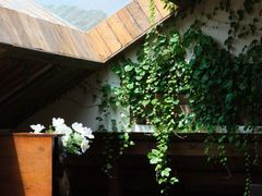-Lamant Manor已闻花名关於蓝