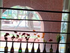 -LESCEDARS Brasserie Bistro香柏树