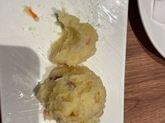 -玛格萝妮(汇智国际商业中心店)