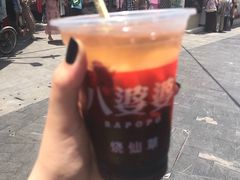 -八婆婆烧仙草(曾厝垵店)