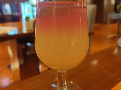 -大雁塔假日酒店·绿茵阁西餐厅