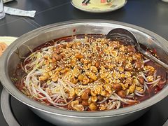 -周良天山牛杂城(天山路总店)