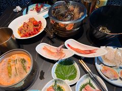 -雍容荟帝王蟹活龙虾展台自助(IFS黑金店)
