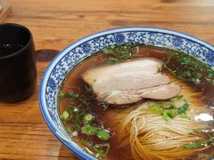 -裕兴记·蟹黄面馆养育巷精选店面馆