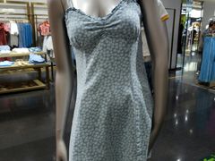 -URBAN REVIVO(济南世茂广场店)