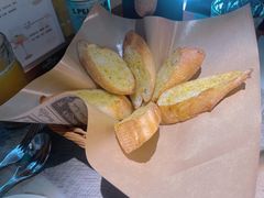 蒜香黄油法包-秀·爱尔兰餐吧(上海路店)