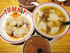 -八二小区抄手(龙湖上城天街店)