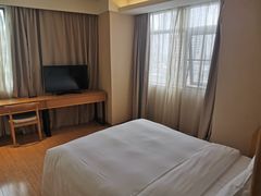 -全季酒店(昆明翠湖云大医院店)