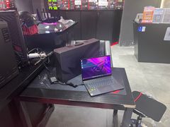 -ROG玩家国度(美罗城店)