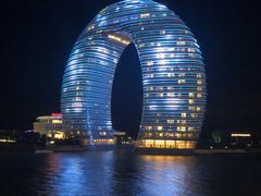 -湖州太湖旅游度假区-月亮广场