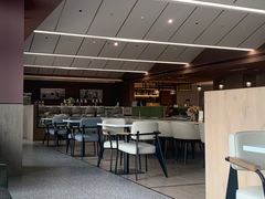 -上海虹桥中心爱琴海亚朵S酒店