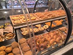 -巴黎贝甜(大宁国际商业广场店)