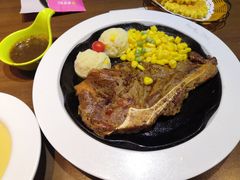 红胡椒劲骨牛排-豪客来牛排(空港华联店)