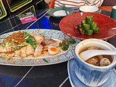 始创葱油淋鸡-粤·向群饭店(二沙岛店)