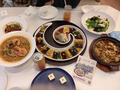 -品海楼·大连海胆锅贴馆(东港店)