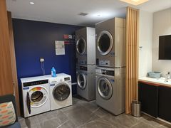 -珠海拱北口岸智选假日酒店