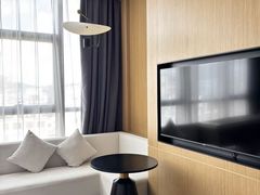 -雲宜贵宾舍酒店(深圳龙东地铁站店)