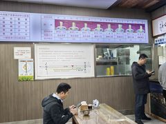 -陇上全荟兰州传统牛肉面(延吉路店)