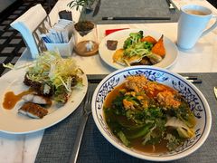 -深圳国际会展中心希尔顿酒店(前海华发冰雪世界店)