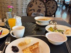 -圣丰索菲特·2 On 988 Café 自助餐厅