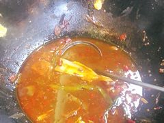 -曹丞相·地锅鸡·地锅鱼(武林店)