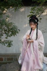 -一揽芳华汉服旗袍体验馆(拙政园店)