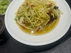 -艳阳天民俗村(公园路店)