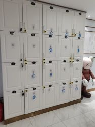 -镁连社·美联社