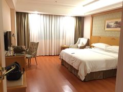 -维也纳酒店(广州南站汉溪长隆地铁站万博地铁站店)
