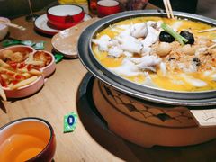 -山城外·非遗酸菜鱼(蜀都万达店)