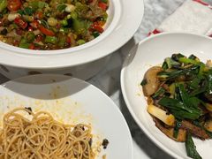 -渝信川菜 · 川味家常菜(财富购物中心店)