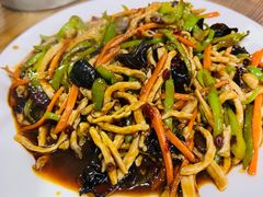 鱼香肉丝-海帮主·蒸汽海鲜青岛菜(栈桥火车站店)