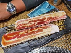 -鑫釜山海鲜烧烤(鑫丰国际店)