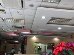 -来必堡(娄山关路店)