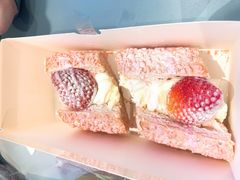 -奈雪的茶(亨特国际广场店)