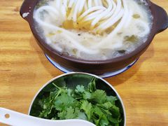 -贵州沾水米线(学田湾店)