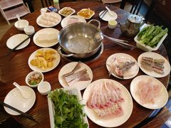 -正能量脆肉鲩火锅