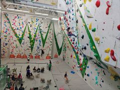 -绿壁虎攀岩基地(Tcar店)