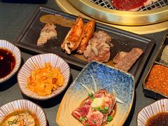 -铭牛烧肉·和牛海鲜自助(高新月牙湖店)
