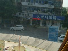 -华莱士·全鸡汉堡(财经学院店)