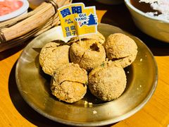 -包整·丝娃娃(一览甲秀楼风景店)