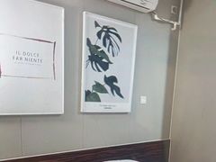 -卡罗酒店(东门晒布地铁站店)