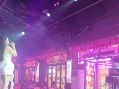 -喜鹊音乐酒馆(西街店)