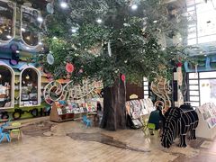 -钟书阁(松江泰晤士小镇店)