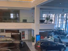 -上海星瀚奔驰4S店(红柳路店)