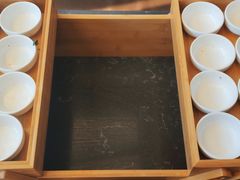 -云南荟·湖畔领宴(领事馆店)