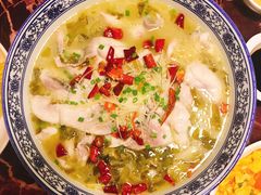 -红山红餐厅(宏源大厦店)